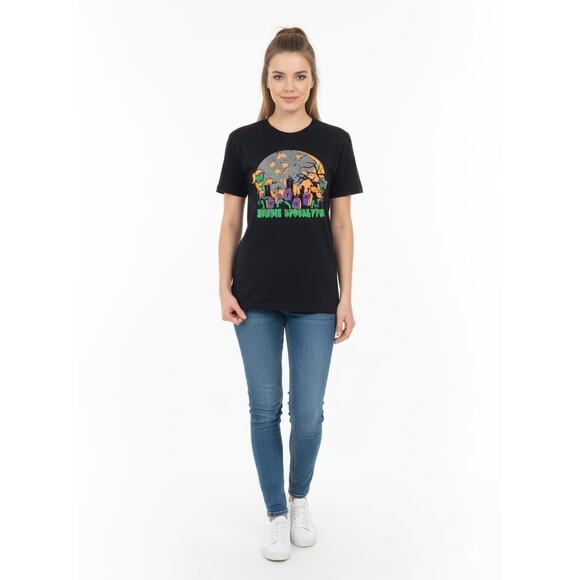 Gildan Women's T SHIRT ZOMBIE APOCALYPSE Theme Park Black Size Medium - Picture 1 of 12